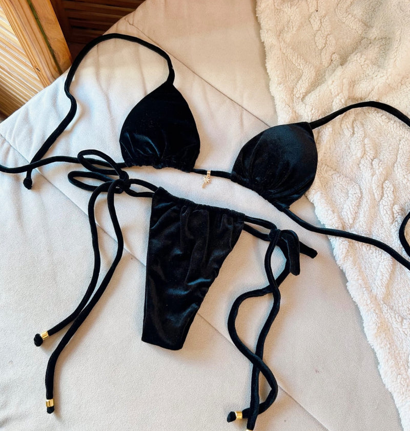 BIQUÍNI CORTININHA VELUDO